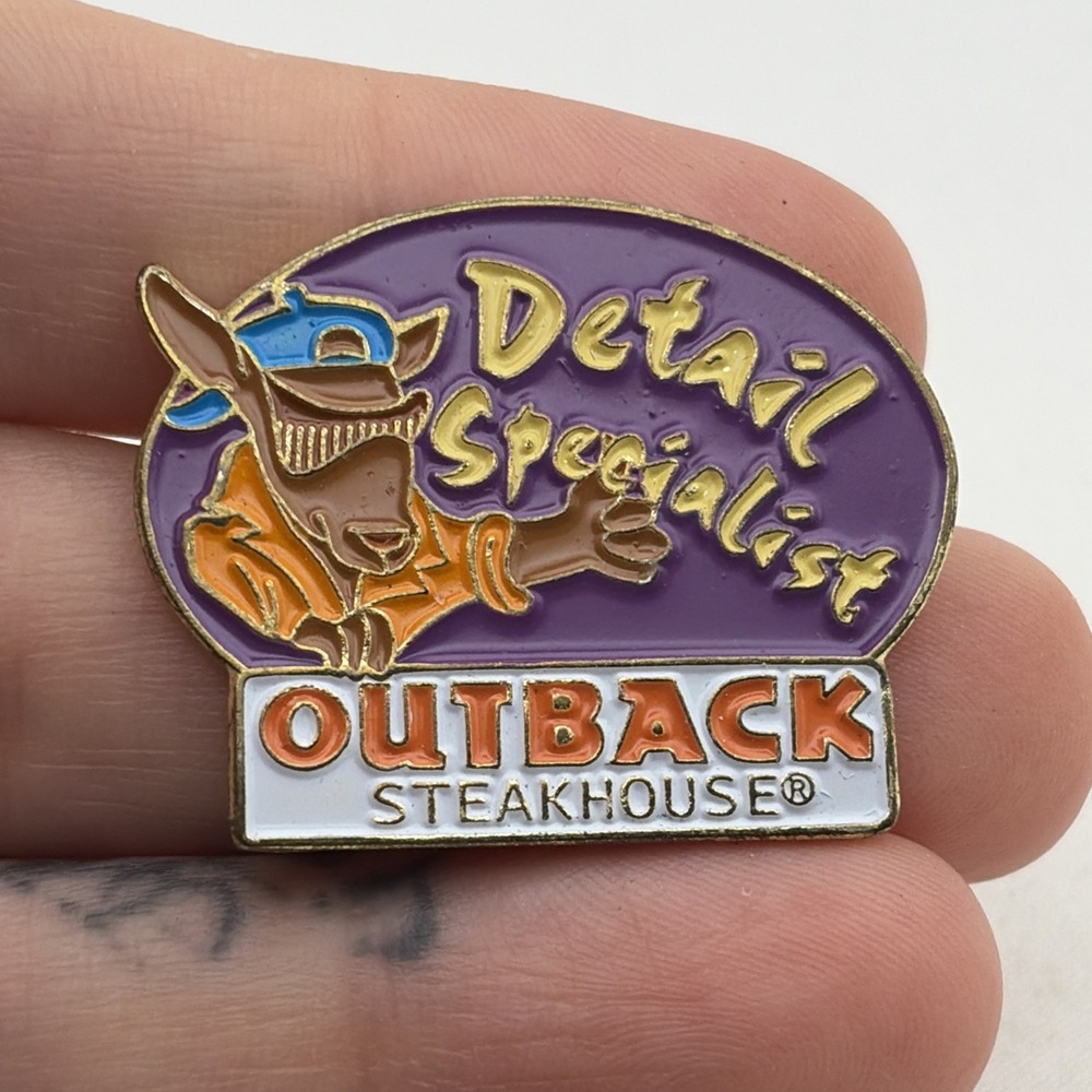 Outback Steakhouse Detail Specialist Kangaroo Lapel Hat Pin
